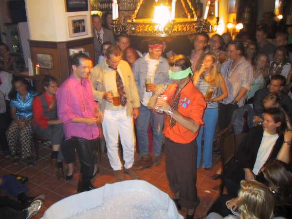 112-1243 img